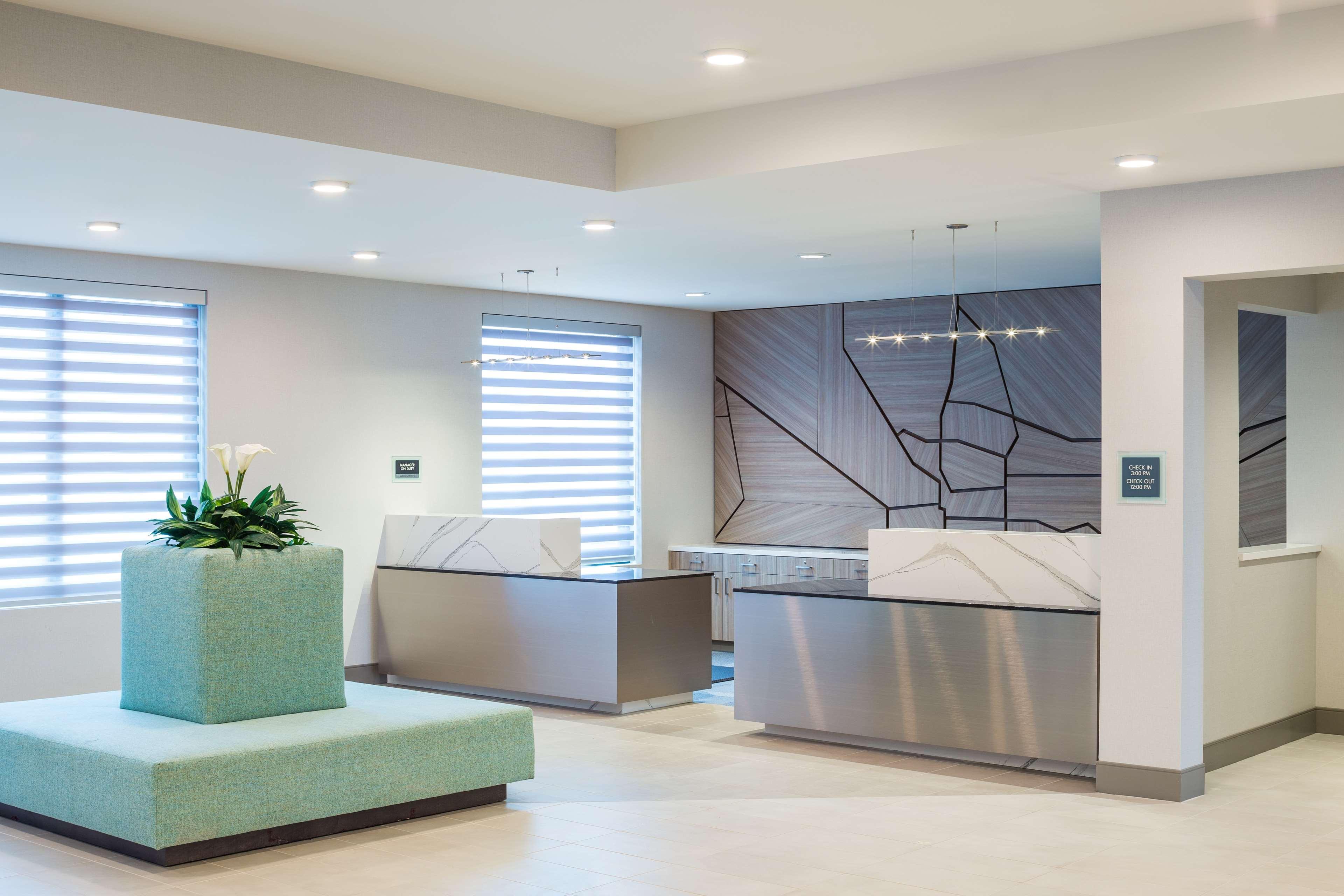 Best Western Premier Hotel At Fisher'S Landing Vancouver Buitenkant foto